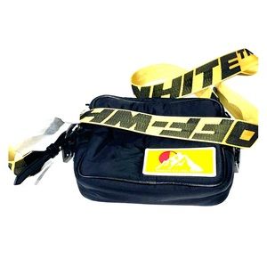 Brand new, super cool OFF WHITE, unisex crossbody